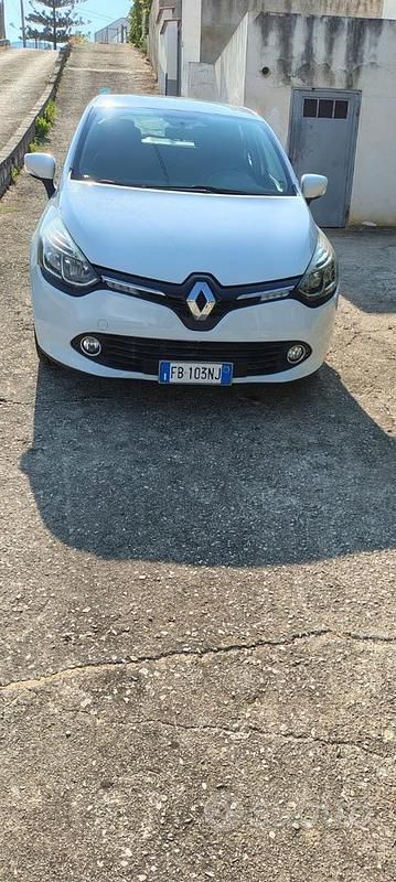 Usata Renault Clio IV 75 CV (55 kW) 2015 Bianco Utilitaria