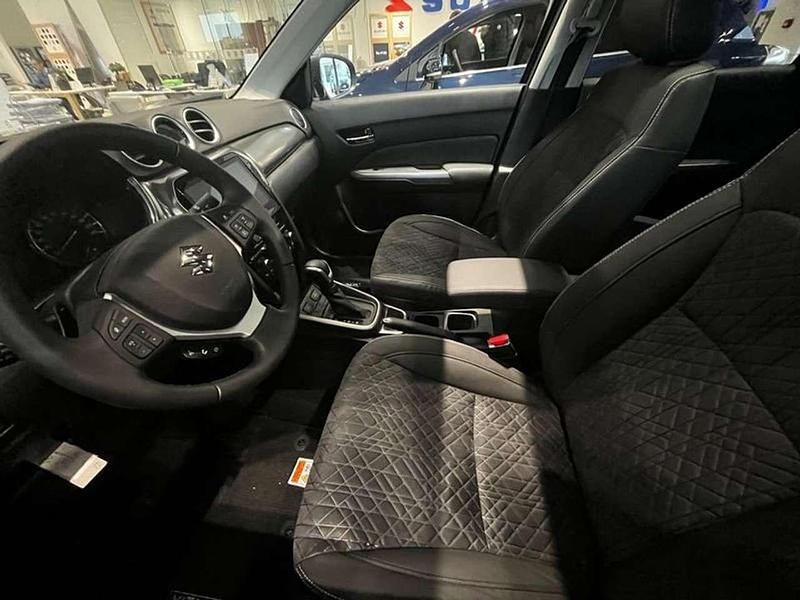 Nuova Suzuki Vitara 114 CV (83 kW) 2025 Other SUV
