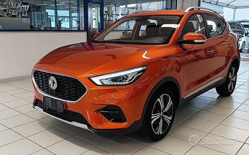 Usata MG ZS Luxury 106 CV (77 kW) 2023 Arancione SUV