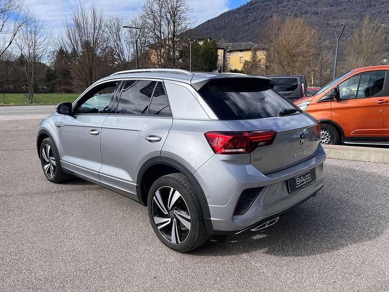 Usata VW T-Roc R-line 110 CV (80 kW) 2022 Grigio SUV