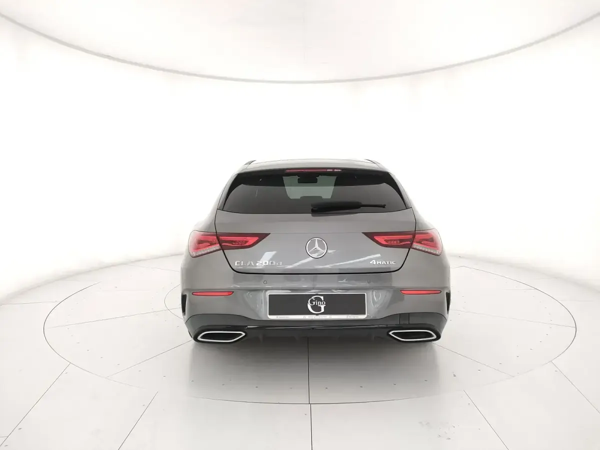 Usata Mercedes CLA200 Premium 149 CV (109 kW) 2023 Grigio Coupé