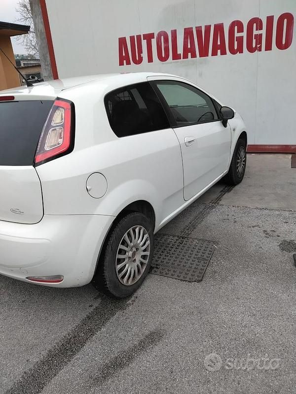 Usata Fiat Punto 2014 Utilitaria