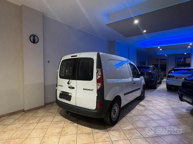 Usata Renault Kangoo Life 95 CV (69 kW) 2021 Bianco Furgone