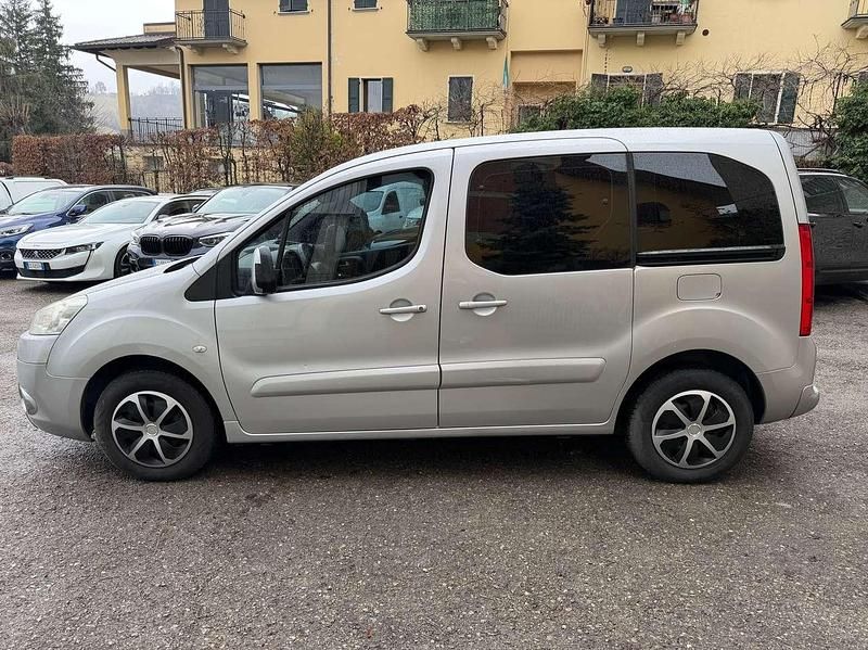 Usata Peugeot TePee 109 CV (80 kW) 2011 Argento Station wagon