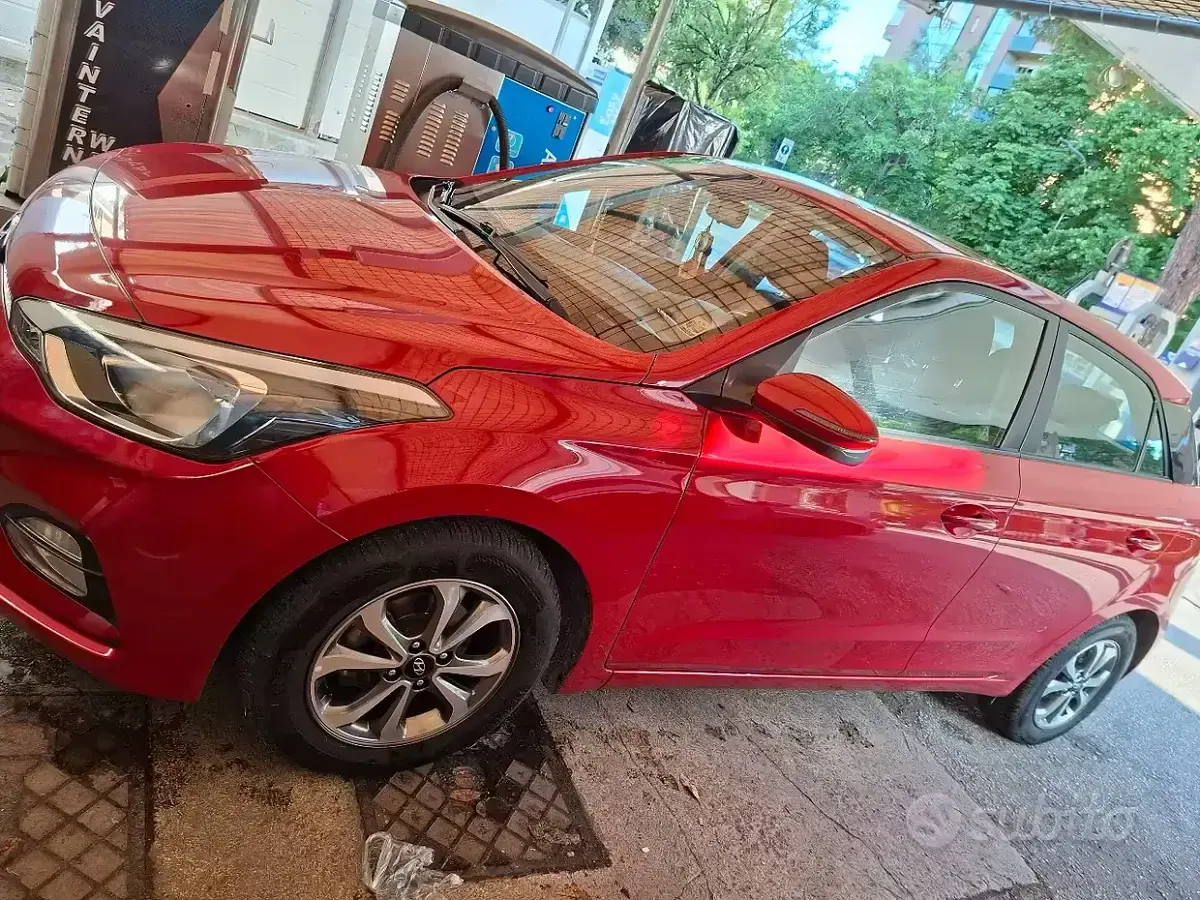 Usata Hyundai i20 75 CV (55 kW) 2020 Utilitaria
