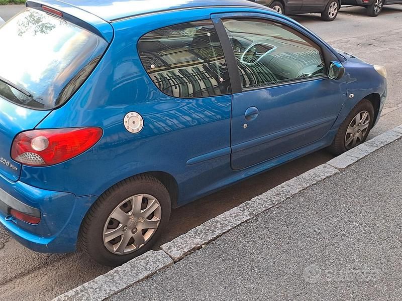 Usata Peugeot 206 2009 Blu Berlina