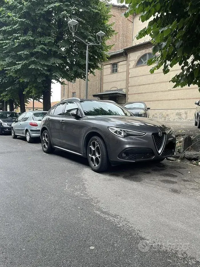 Usata Alfa Romeo Stelvio 210 CV (154 kW) 2018 Grigio SUV