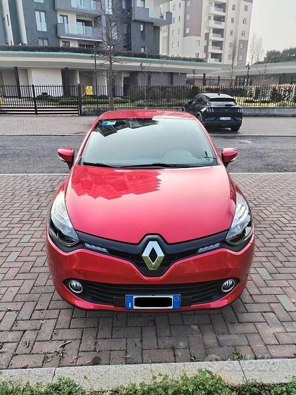 Usata Renault Clio IV 75 CV (55 kW) 2015 Rosso Berlina