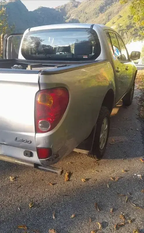 Usata Mitsubishi L200 Invite+ 136 CV (100 kW) 2010 Pick-up