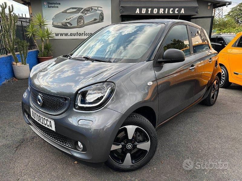 Grigio Usata 2018 Smart ForFour Passion Due volumi | 9700 € (Super prezzo) - Immagine 1/4