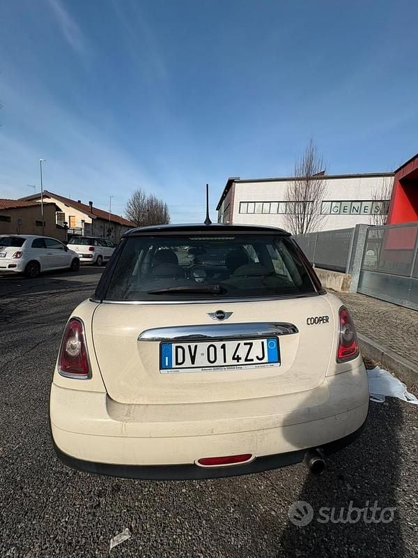 Usata Mini Cooper 120 CV (88 kW) 2009 Utilitaria