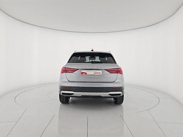 Usata Audi Q3 Advanced 150 CV (110 kW) 2024 Argento floret metallizzato SUV