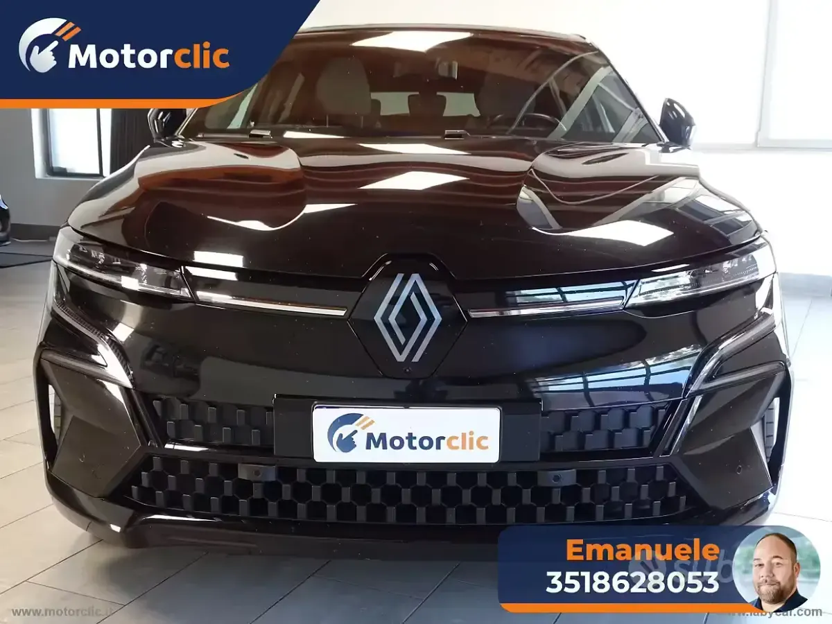 Usata Renault Mégane Komfort 55 kW (75 CV) 2023 Nero SUV