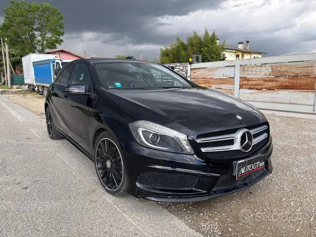 Usata Mercedes A200 140 CV (102 kW) 2012 Nero Berlina
