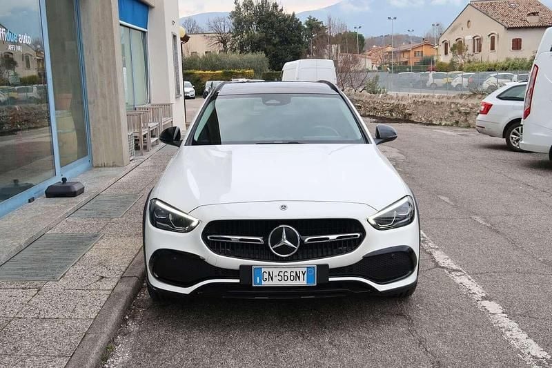 Usata Mercedes C220 Premium 200 CV (147 kW) 2023 Bianco Station wagon