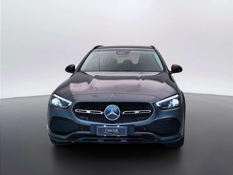 Usata Mercedes C220 Premium 197 CV (144 kW) 2023 Grigio selenite Station wagon