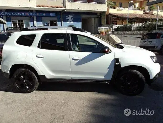 Usata Dacia Duster 116 CV (85 kW) 2022 Bianco SUV