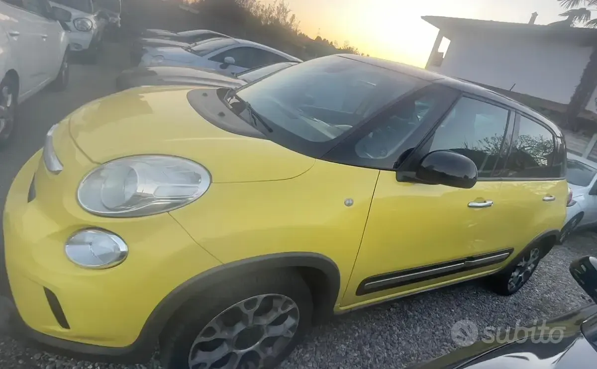 Occasion Fiat 500L Trekking 85 ch (62 kW) 2014 Jaune Monospace