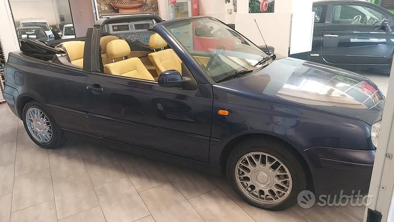 Usata VW Golf Cabriolet 1998 Blu Cabrio