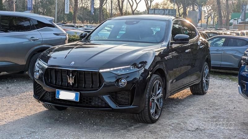 Usata Maserati Levante 349 CV (256 kW) 2020 Nero SUV
