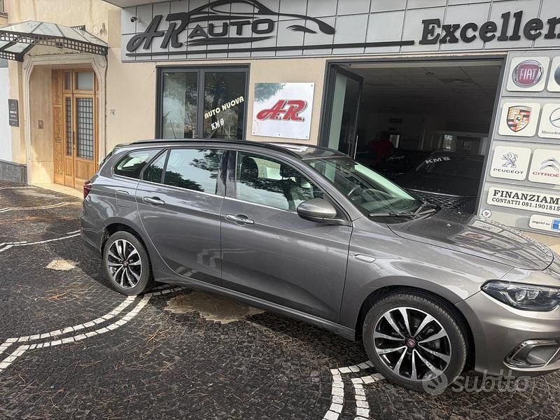 Grigio Usata 2020 Fiat Tipo Lounge Station wagon | 8700 € (Ottimo prezzo) - Immagine 1/4