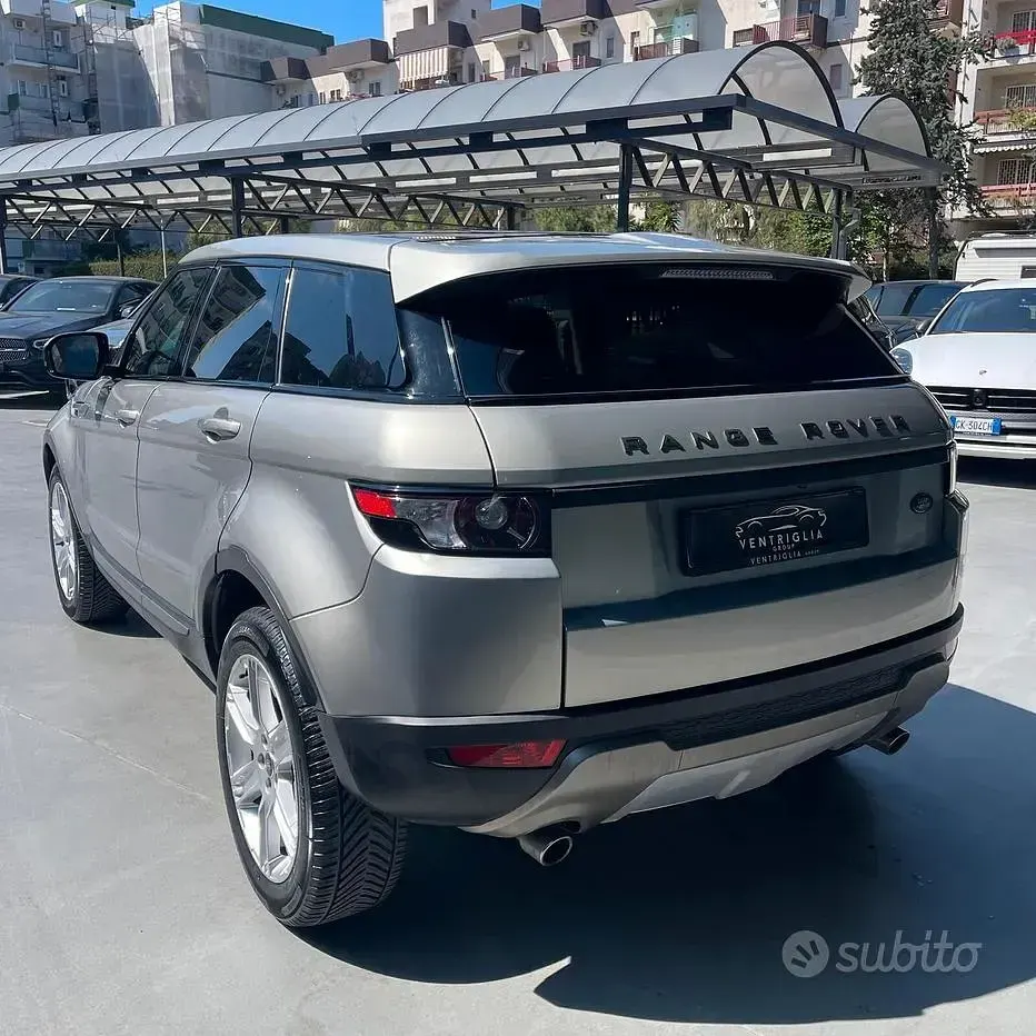 Usata Land Rover Range Rover evoque Dynamic 190 CV (139 kW) 2013 Grigio SUV