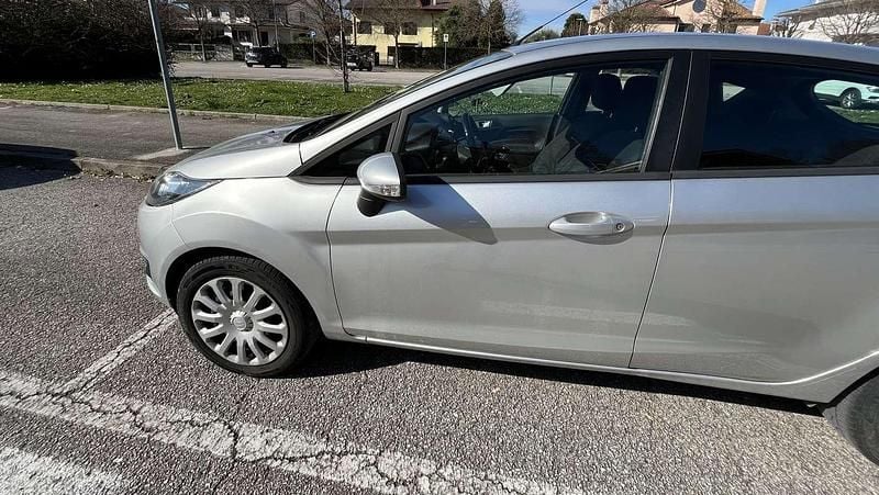 Usata Ford Fiesta 92 CV (67 kW) 2016 Berlina