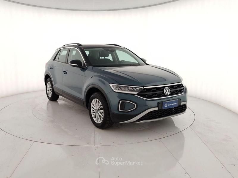 Usata VW T-Roc Life 150 CV (110 kW) 2025 Grigio metallizzato SUV
