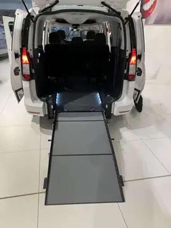 Usata VW Touran Executive 116 CV (85 kW) 2018 Monovolume