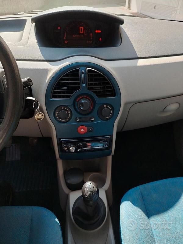 Usata Renault Modus 2005 Grigio Monovolume