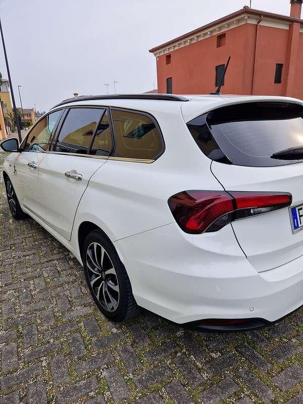 Usata Fiat Tipo Lounge 120 CV (88 kW) 2019 Bianco Station wagon