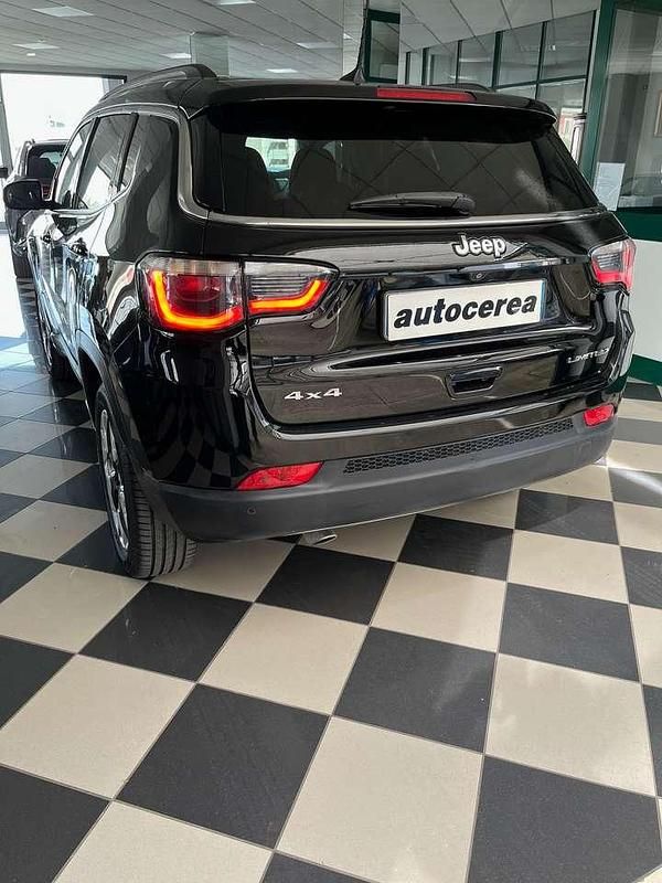 Usata Jeep Compass Limited 140 CV (102 kW) 2018 Nero met. SUV