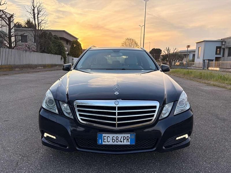 Occasion Mercedes E350 Avantgarde 231 ch (169 kW) 2010 Bleue Break
