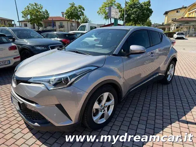 Occasion Toyota C-HR Business Edition 177 ch (130 kW) 2018 Gris SUV