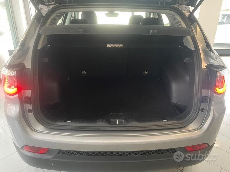 Usata Jeep Compass Longitude 120 CV (88 kW) 2017 Grigio SUV