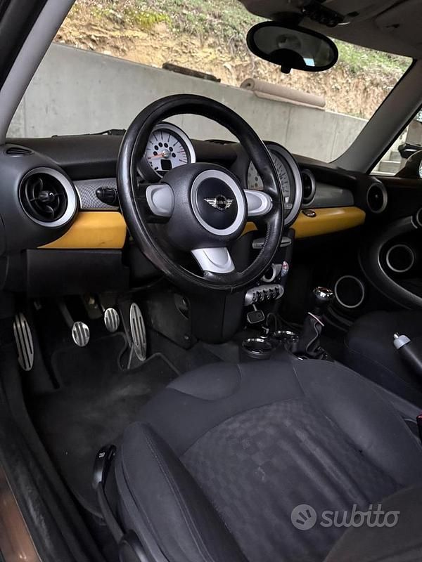 Usata Mini Cooper S Pepper 174 CV (127 kW) 2007 Giallo Utilitaria