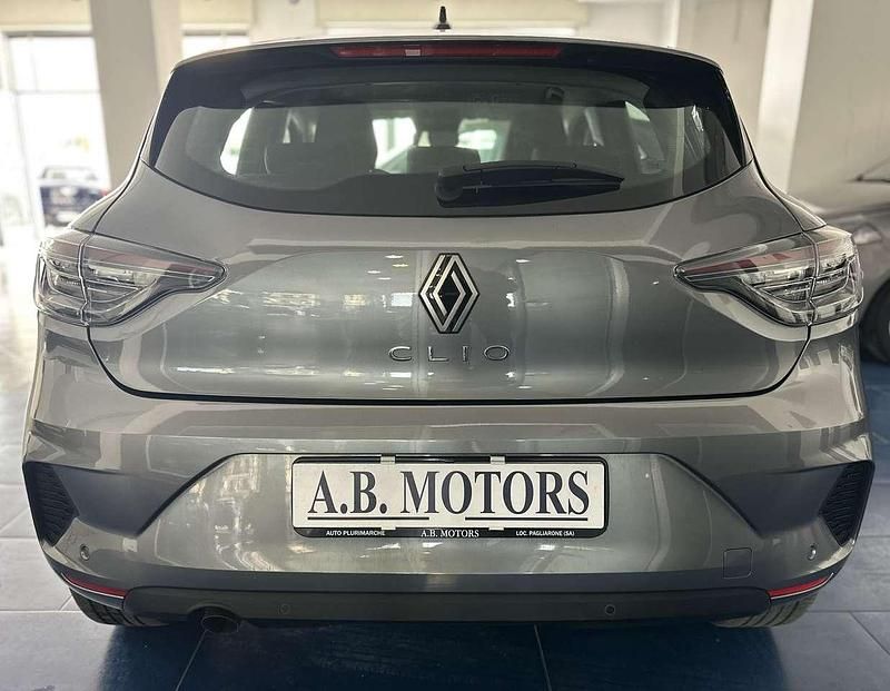 Usata Renault Clio V Evolution 67 CV (49 kW) 2024 Grigio Berlina
