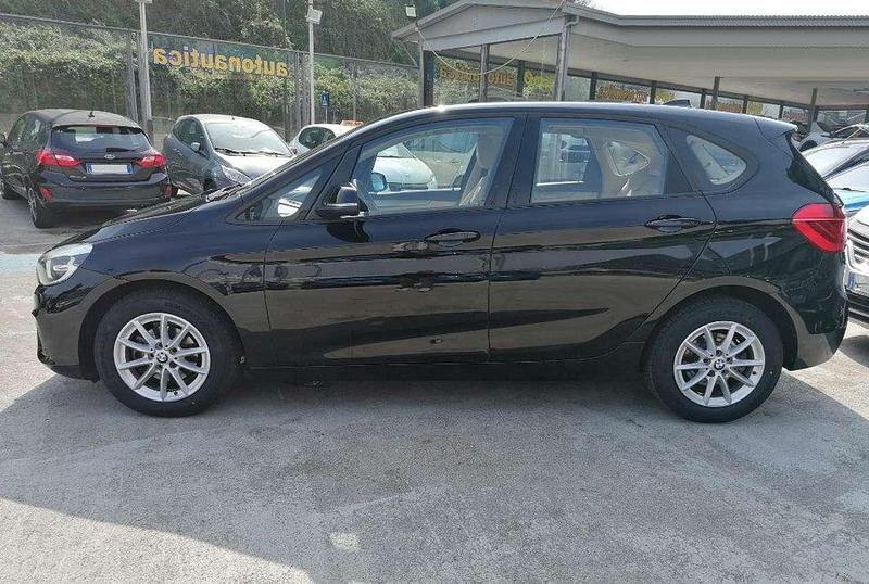 Usata BMW 214 Active Tourer Advantage 95 CV (69 kW) 2016 Nero Monovolume