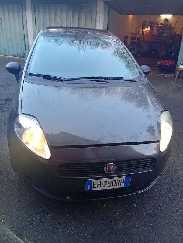Usata Fiat Grande Punto 75 CV (55 kW) 2010 Utilitaria