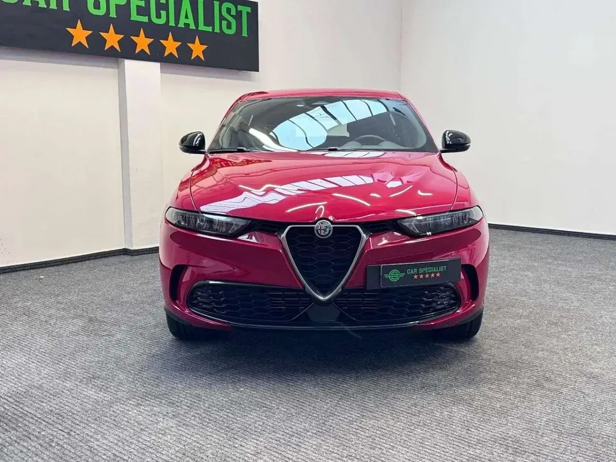 Usata Alfa Romeo Tonale 131 CV (96 kW) 2023 Rosso SUV