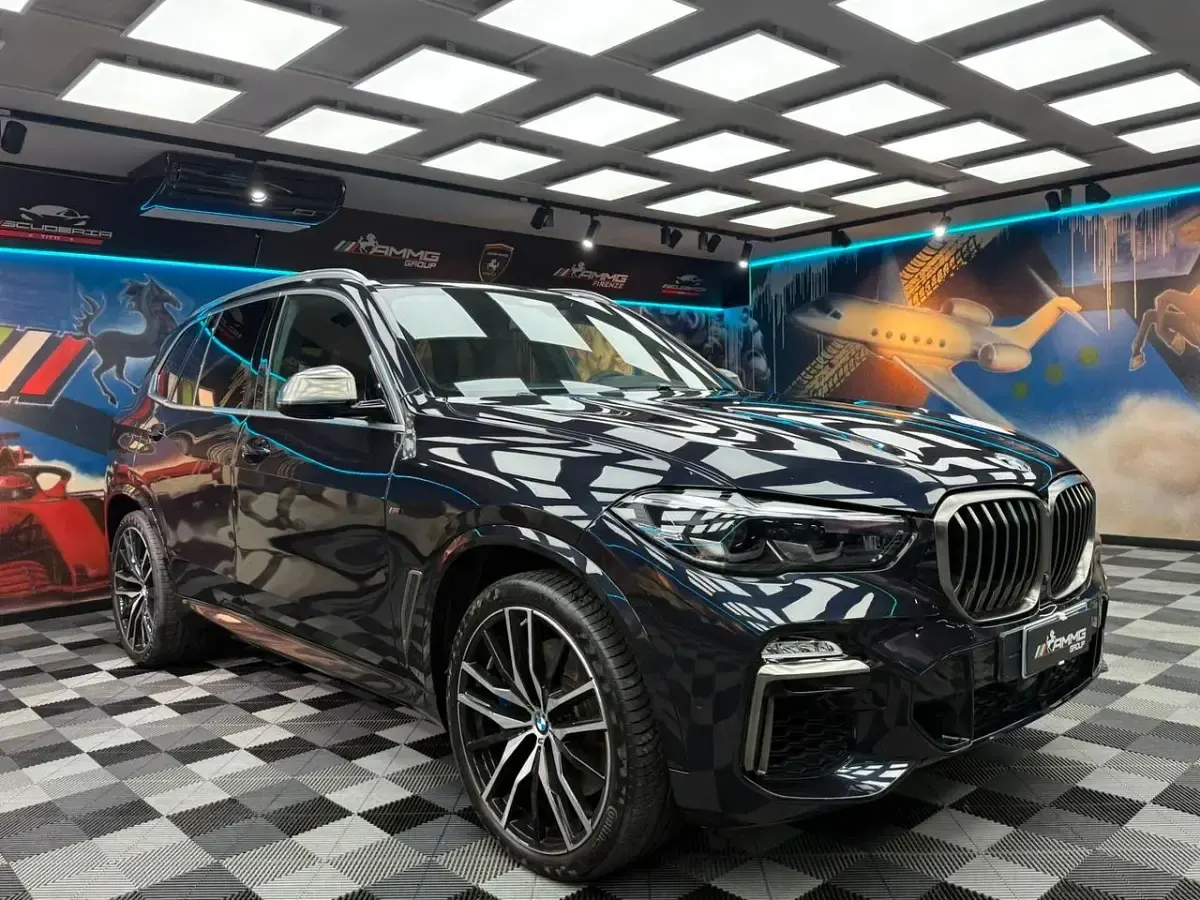 Usata BMW X5 M50 Efficient Dynamics 399 CV (293 kW) 2020 Blu SUV