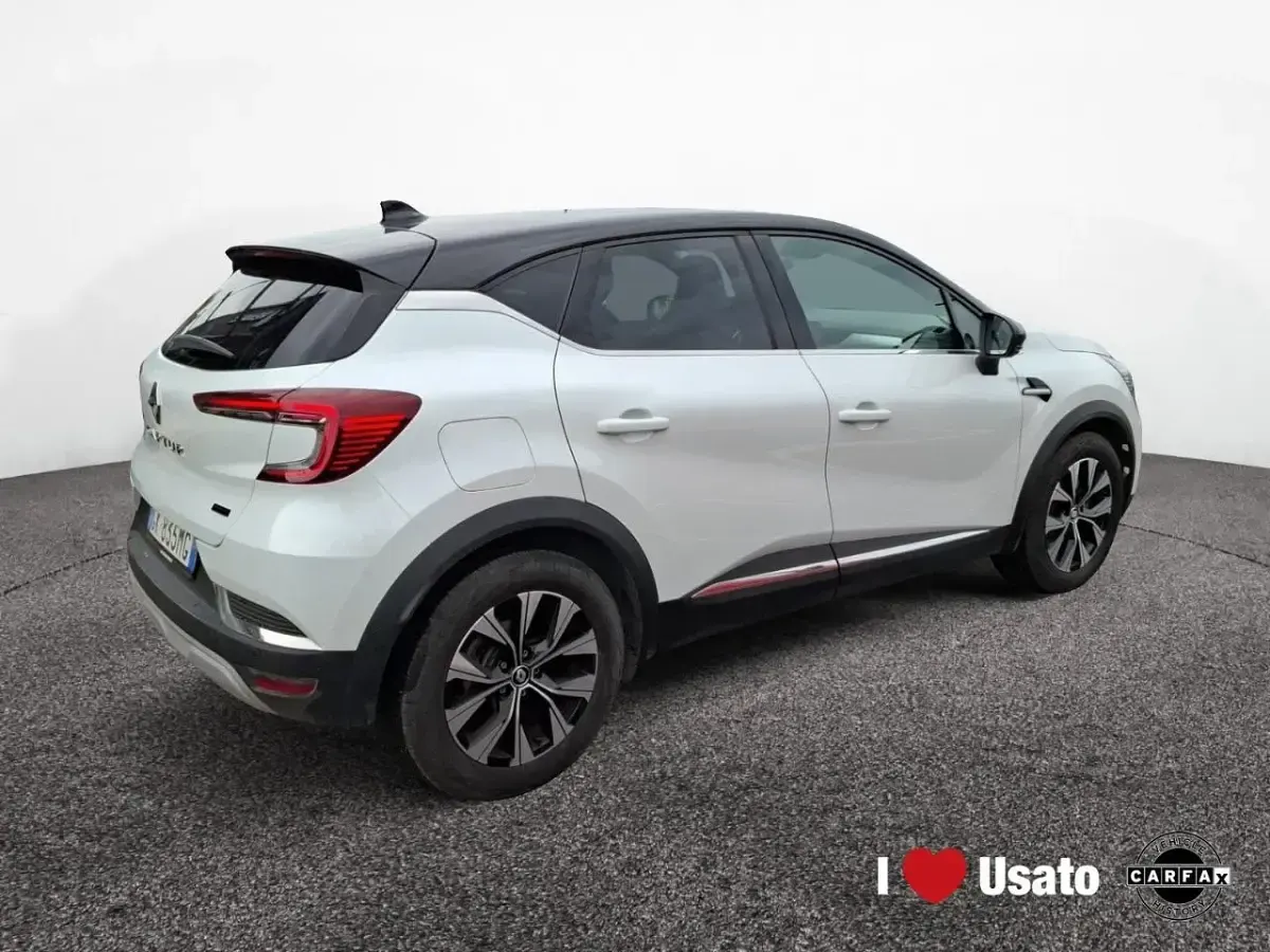 Usata Renault Captur Techno 143 CV (105 kW) 2023 Bianco SUV