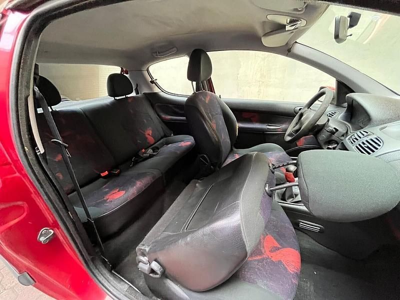 Usata Peugeot 206 57 CV (41 kW) 2010 Rosso Berlina