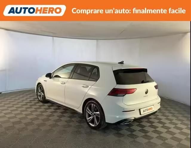 Usata VW Golf VII R-line 149 CV (109 kW) 2021 Bianco Utilitaria