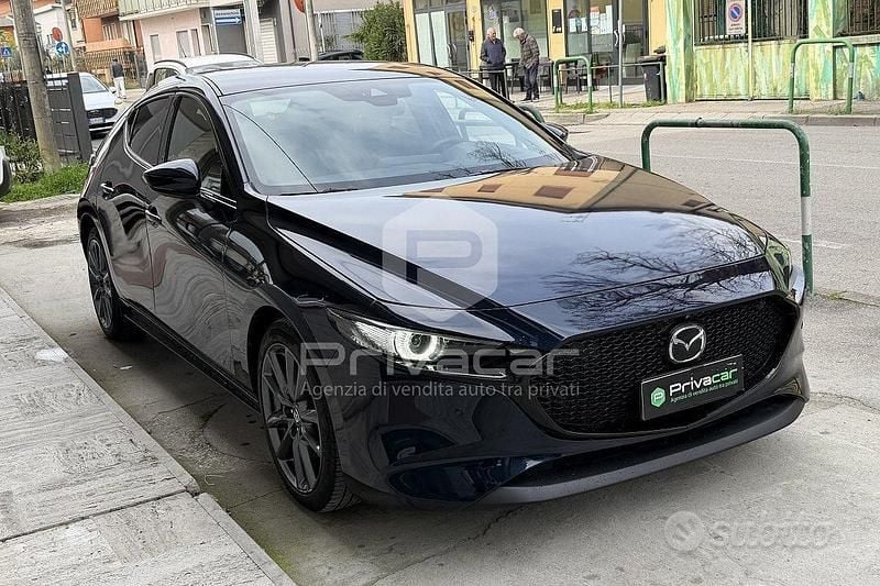 Usata Mazda 3 Exceed 179 CV (131 kW) 2021 Blu Berlina