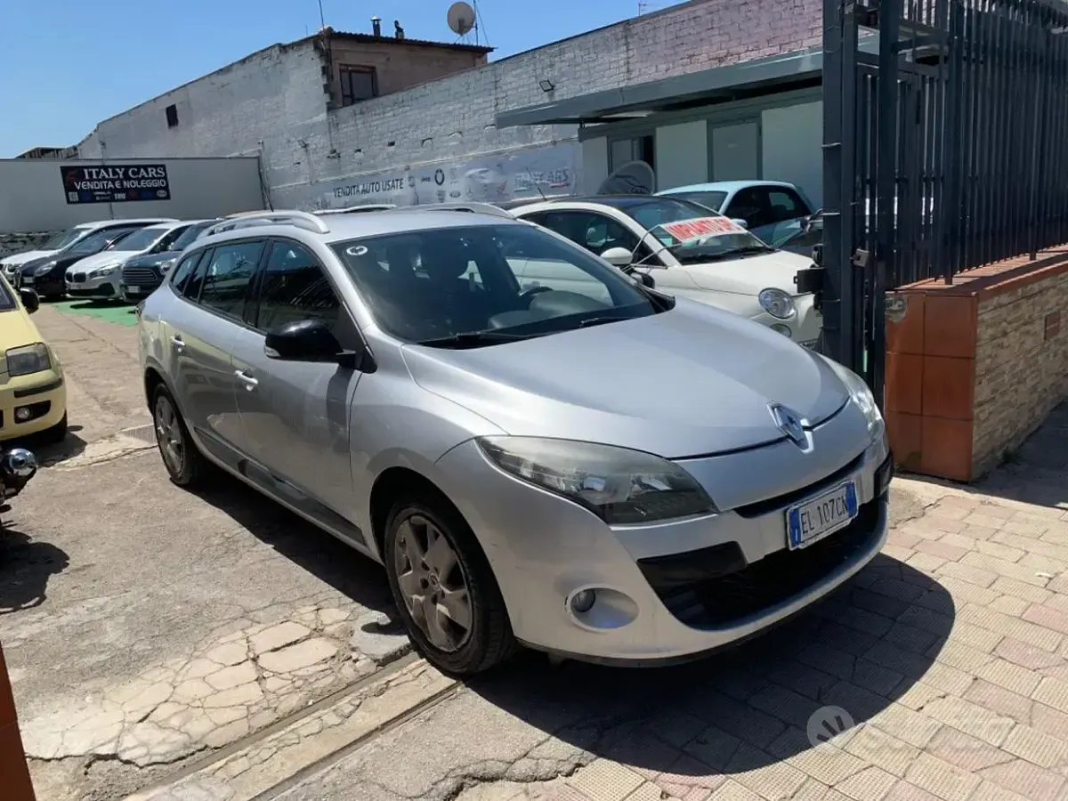 Usata Renault Mégane GT Line GT-Line 110 CV (80 kW) 2011 Grigio Berlina