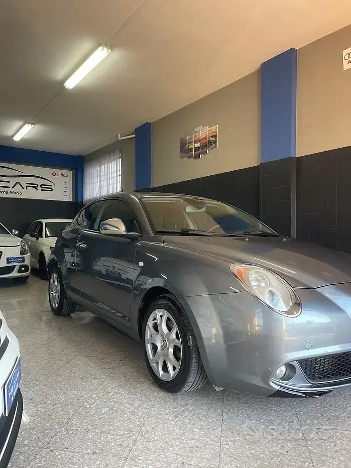 Usata Alfa Romeo MiTo Distinctive 120 CV (88 kW) 2010 Grigio Utilitaria