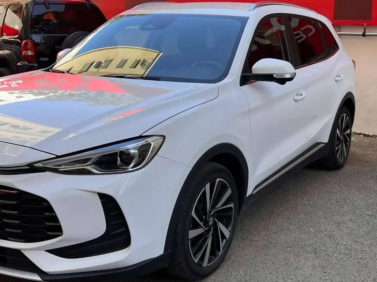 Usata MG ZS Luxury 102 CV (75 kW) 2025 Bianco SUV
