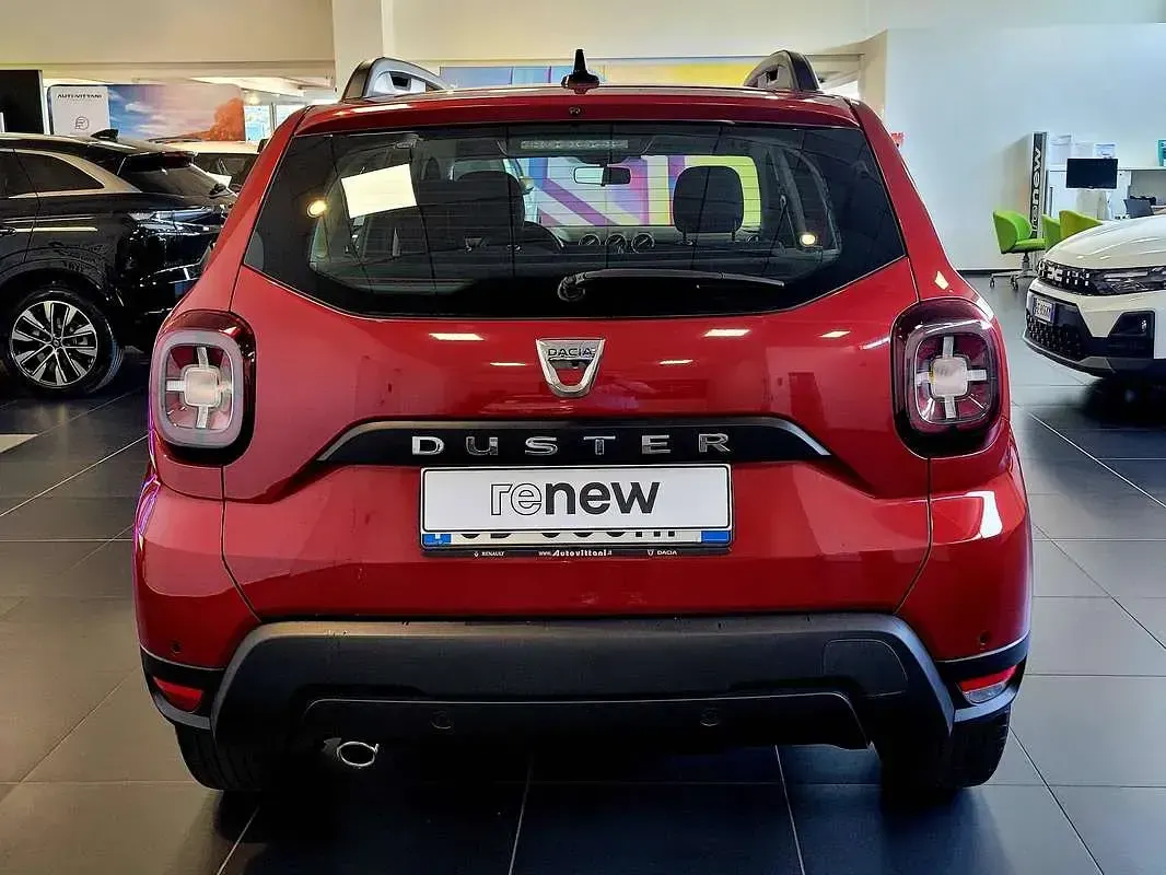 Usata Dacia Duster Comfort 91 CV (66 kW) 2021 Rosso SUV