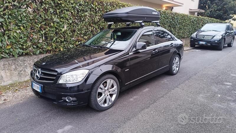 Usata Mercedes C180 156 CV (114 kW) 2007 Nero Berlina
